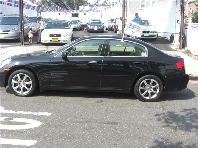 Infiniti G35X Unknown Sedan