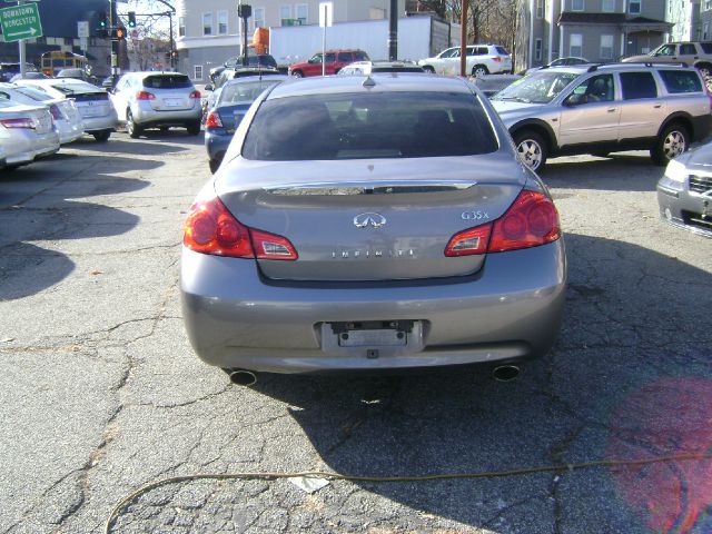 Infiniti G35X 2007 photo 2