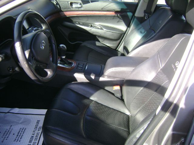 Infiniti G35X 2007 photo 4