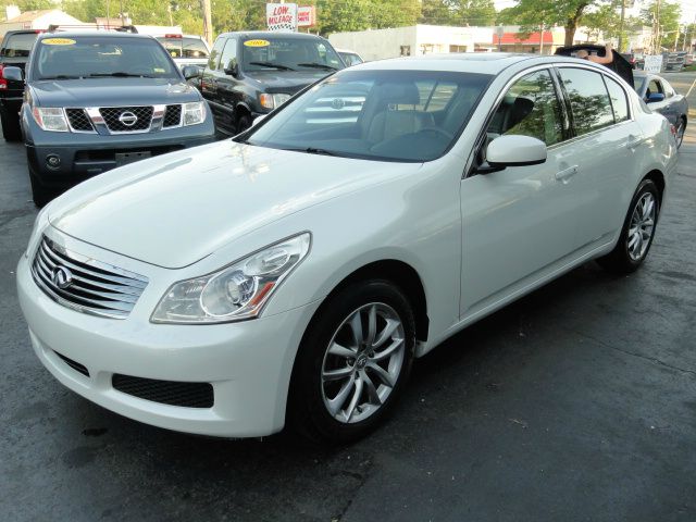 Infiniti G35X 2007 photo 12