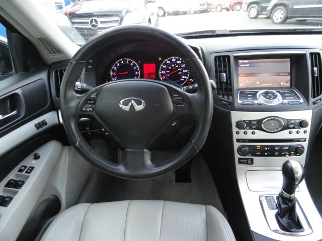 Infiniti G35X 2007 photo 29