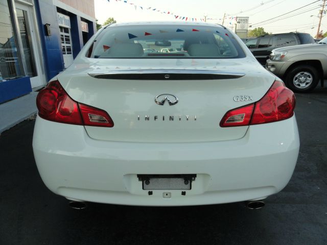 Infiniti G35X 2007 photo 34