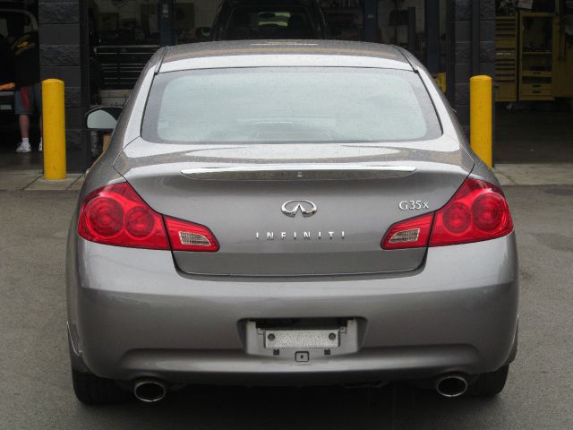 Infiniti G35X 2007 photo 11