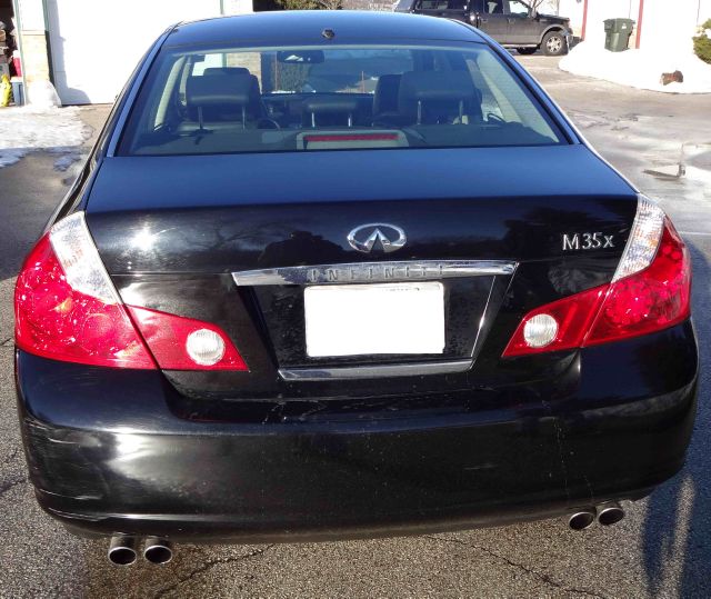 Infiniti G35X 2007 photo 3