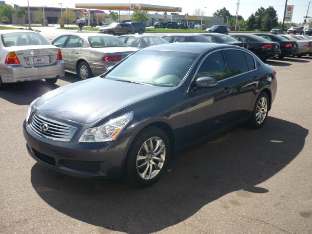 Infiniti G35X 2007 photo 13