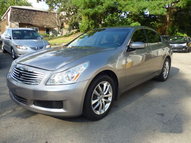 Infiniti G35X Crossfire Sedan