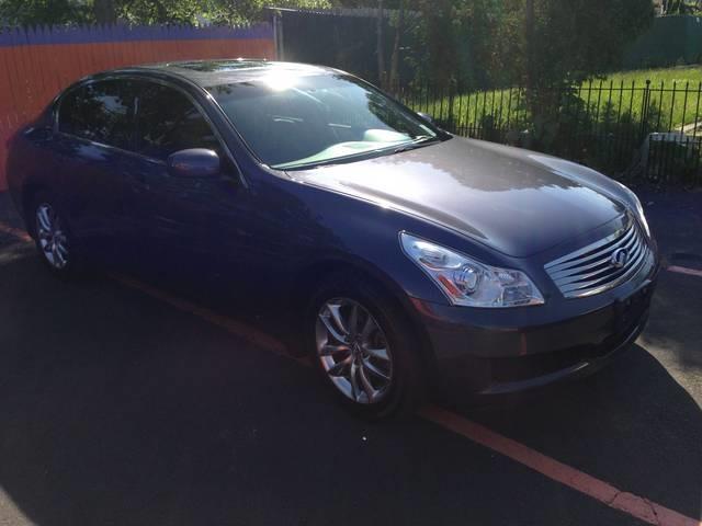 Infiniti G35X 2008 photo 2