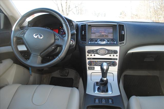 Infiniti G35X 2008 photo 1