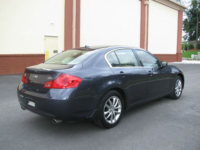 Infiniti G35X 2008 photo 1