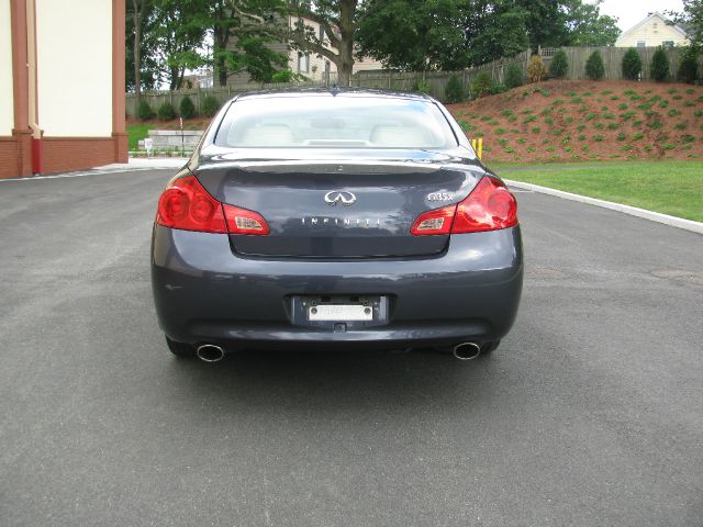 Infiniti G35X 2008 photo 2