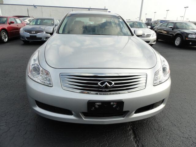 Infiniti G35X 2008 photo 1