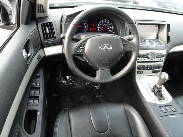 Infiniti G35X 2008 photo 4