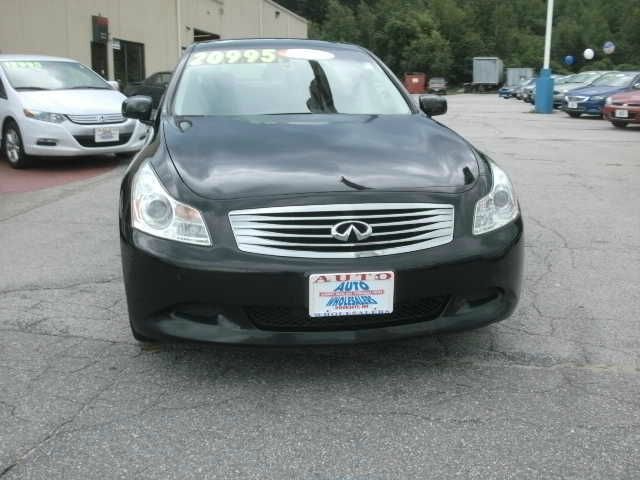 Infiniti G35X 2008 photo 2