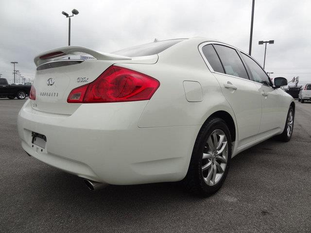 Infiniti G35X 2008 photo 0