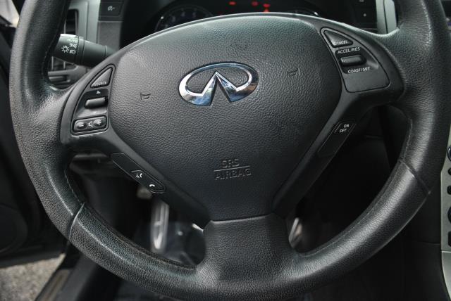 Infiniti G35X 2008 photo 15