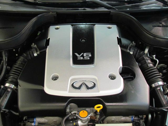 Infiniti G35X 2008 photo 17