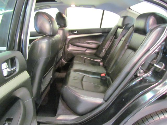 Infiniti G35X 2008 photo 33