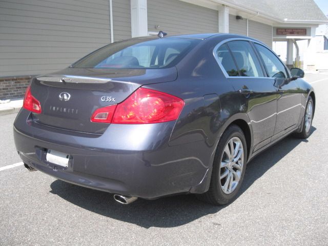 Infiniti G35X 2008 photo 4