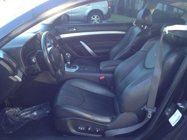 Infiniti G37 2008 photo 4