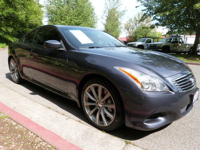 Infiniti G37 2008 photo 4