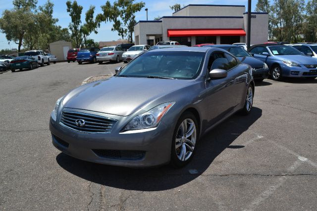 Infiniti G37 Base Coupe