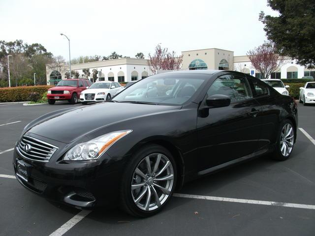 Infiniti G37 XE 2WD V6 Autom Coupe