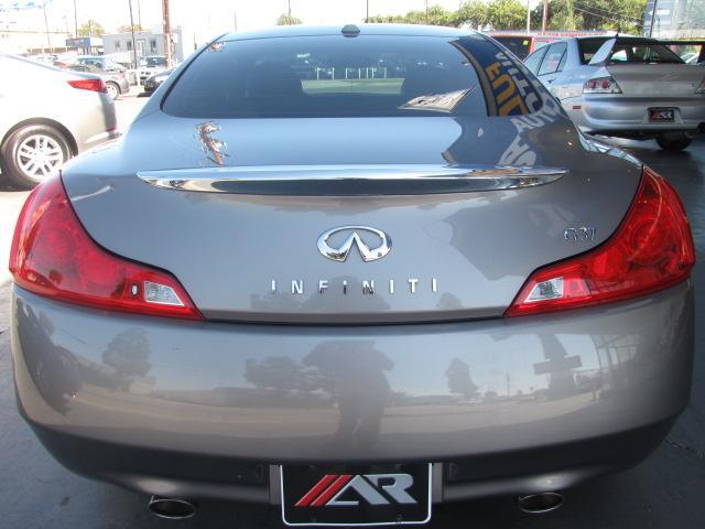 Infiniti G37 2008 photo 1