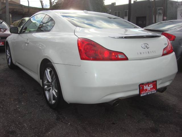 Infiniti G37 2008 photo 1