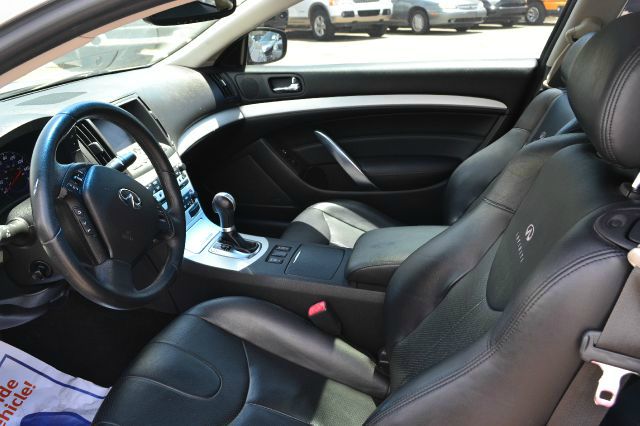 Infiniti G37 2008 photo 4