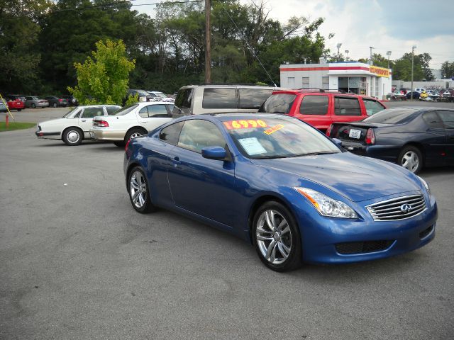 Infiniti G37 2008 photo 3