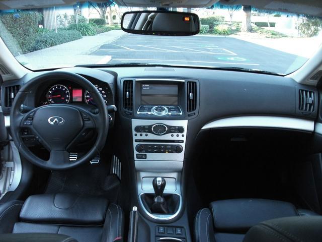 Infiniti G37 2008 photo 4