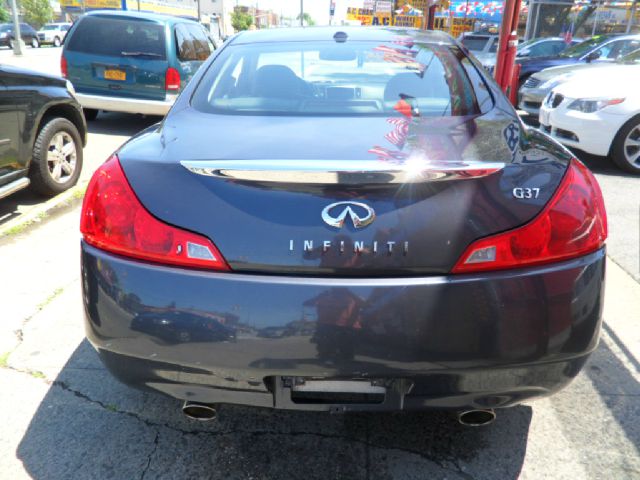 Infiniti G37 2008 photo 4