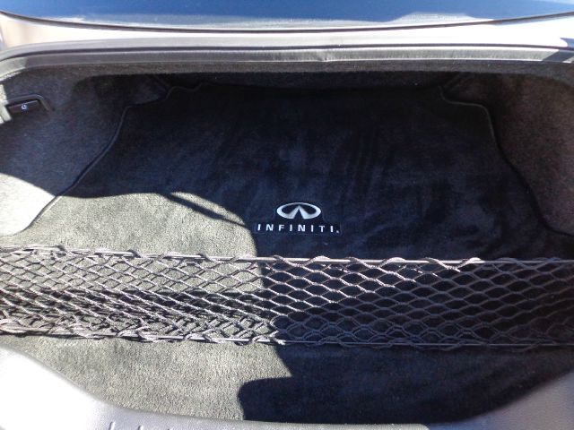 Infiniti G37 2008 photo 18