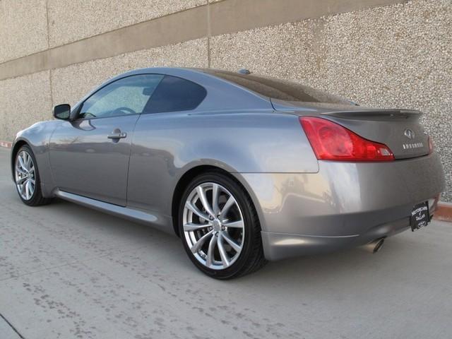 Infiniti G37 2008 photo 3