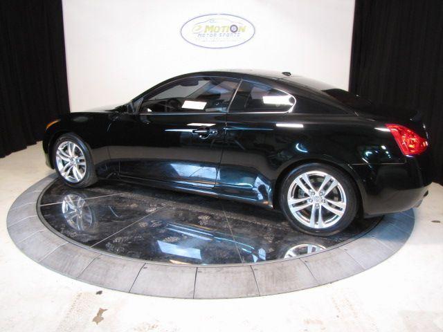 Infiniti G37 2008 photo 4