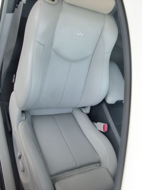 Infiniti G37 2008 photo 19