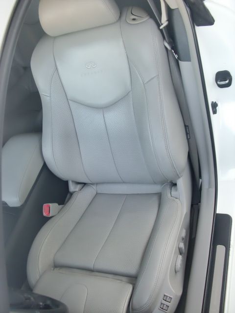 Infiniti G37 2008 photo 20