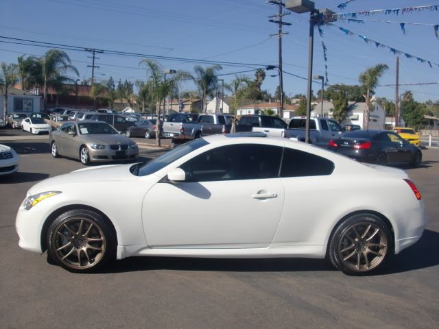 Infiniti G37 2008 photo 26