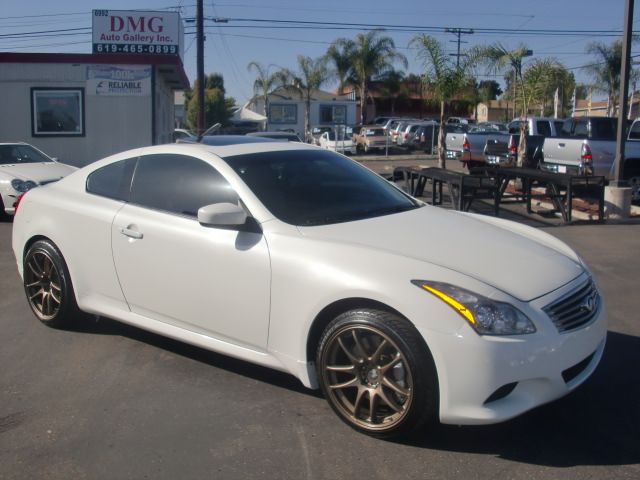 Infiniti G37 2008 photo 4