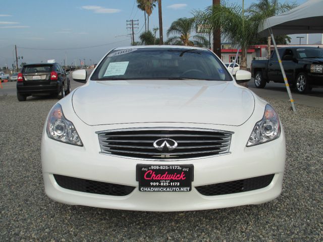 Infiniti G37 2008 photo 2