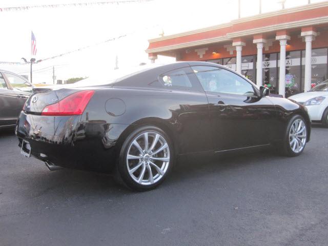 Infiniti G37 2008 photo 5