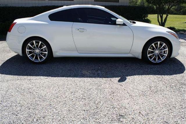 Infiniti G37 2008 photo 4