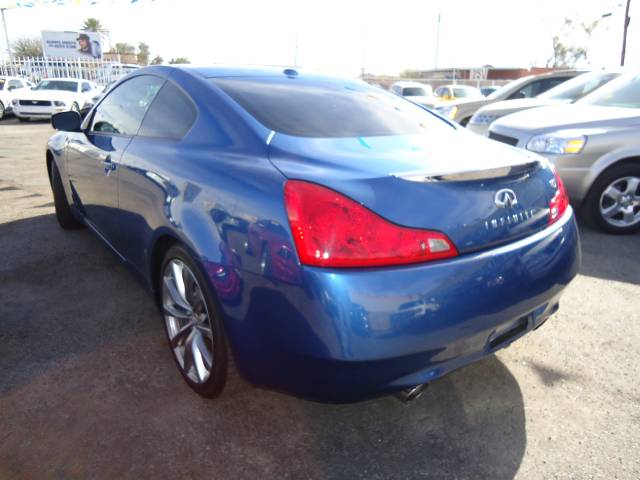 Infiniti G37 2008 photo 4