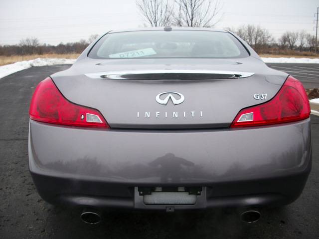 Infiniti G37 2008 photo 4