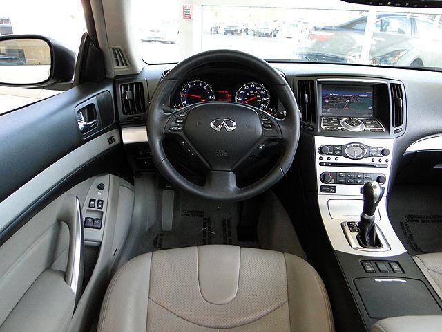 Infiniti G37 2008 photo 4