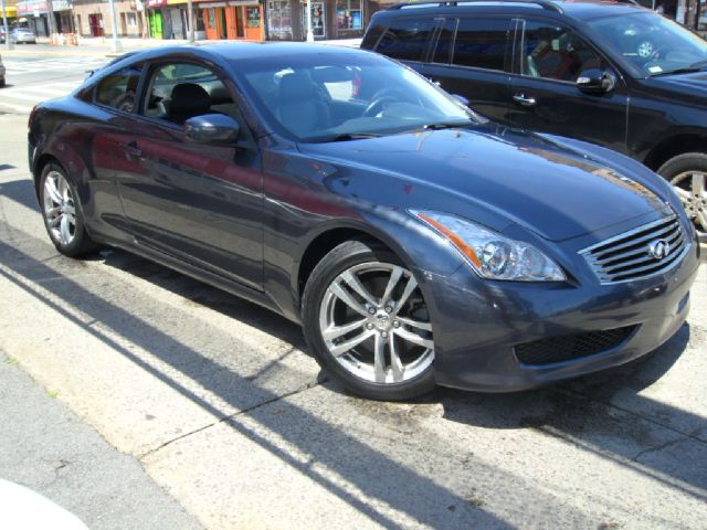 Infiniti G37 2008 photo 3