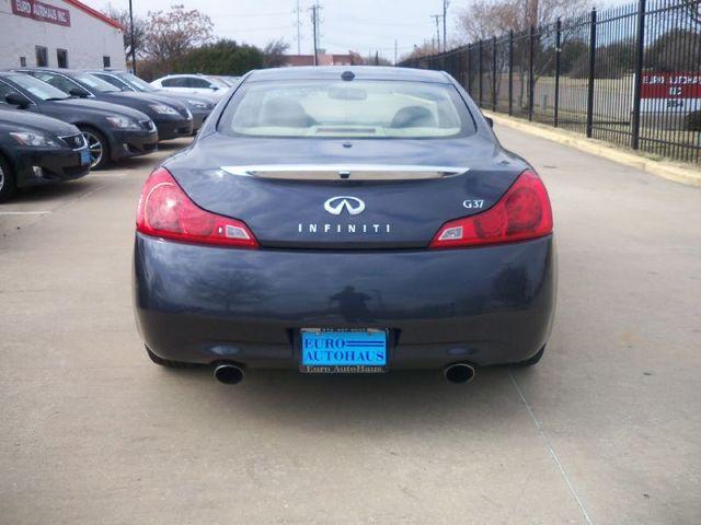 Infiniti G37 2008 photo 3