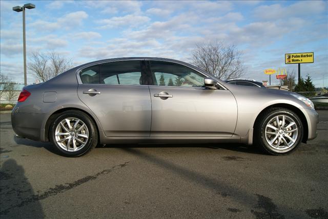 Infiniti G37 2009 photo 1