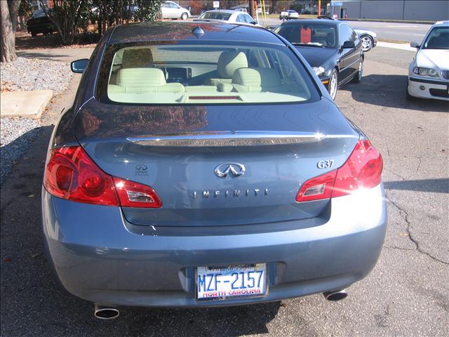 Infiniti G37 2009 photo 1