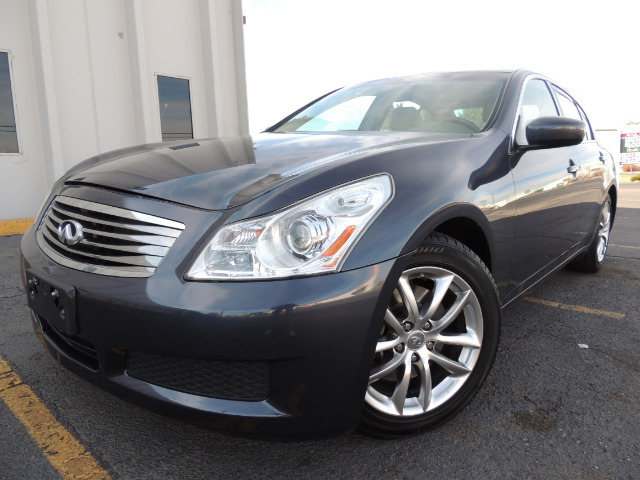 Infiniti G37 2009 photo 4